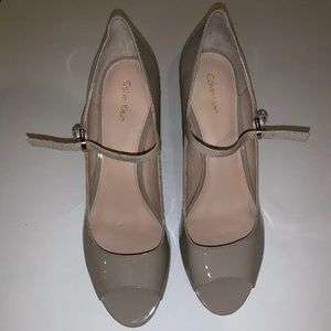 Calvin Klein women’s heels size 11 beige